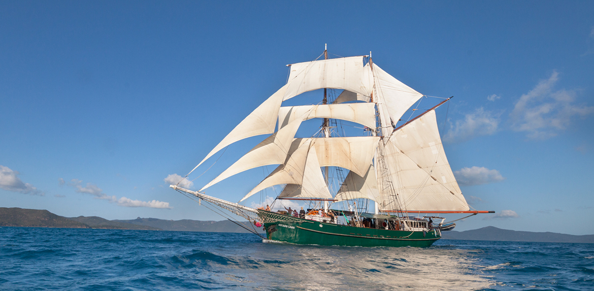 August, 22.9, 18.1, 23.0, 43.9. The Best Whitsundays Boat And How To Choose It Tripfarm