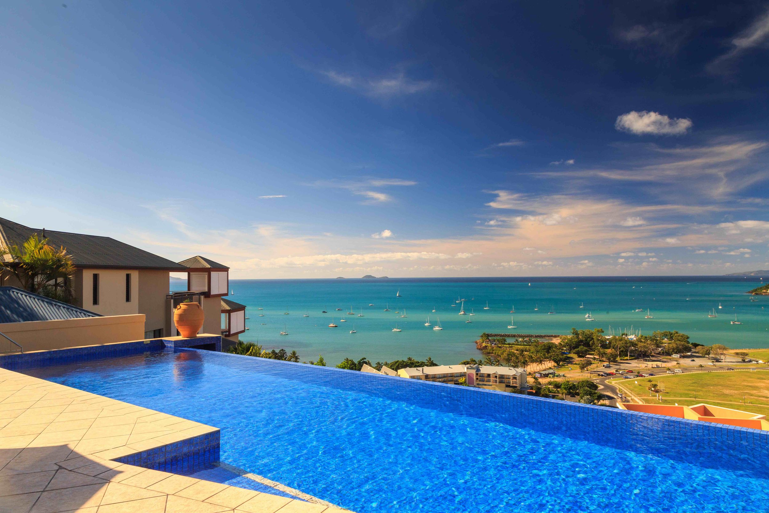 JPG Wotif is australia's favourite place to find cheap hotel deals. Where To Stay In The Whitsundays On Each Island Walk My World