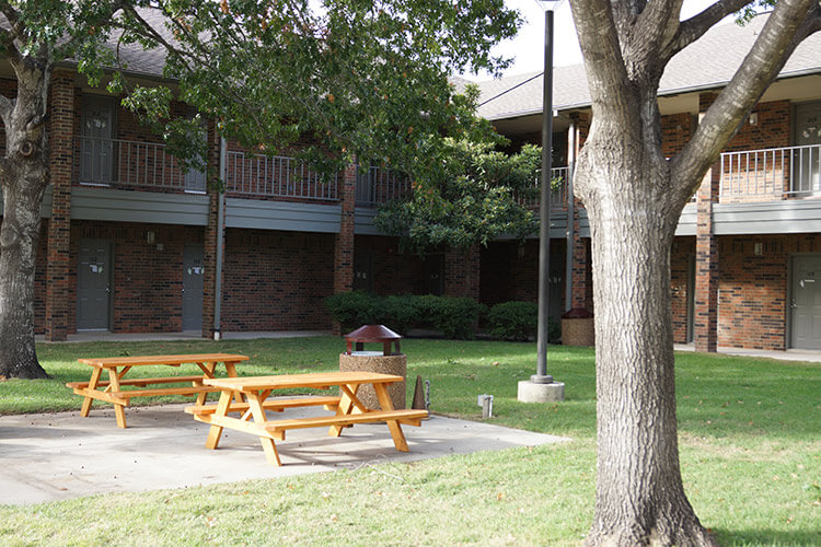 16+ Whitehaven Oaks Apartments On&nbsp;Millbranch