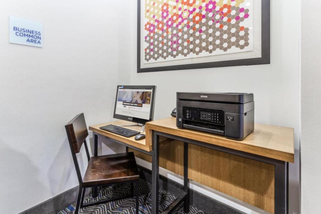 Exploring Holiday Inn Express Route 940 White Haven&nbsp;Pa