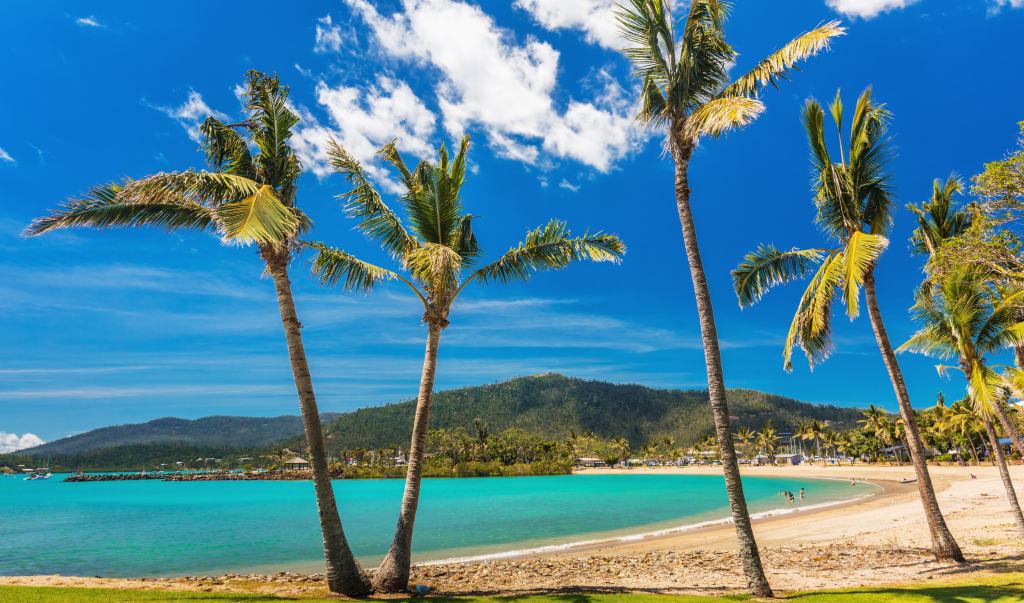 Wonderful Is Airlie Beach Near The Great Barrier&nbsp;Reef